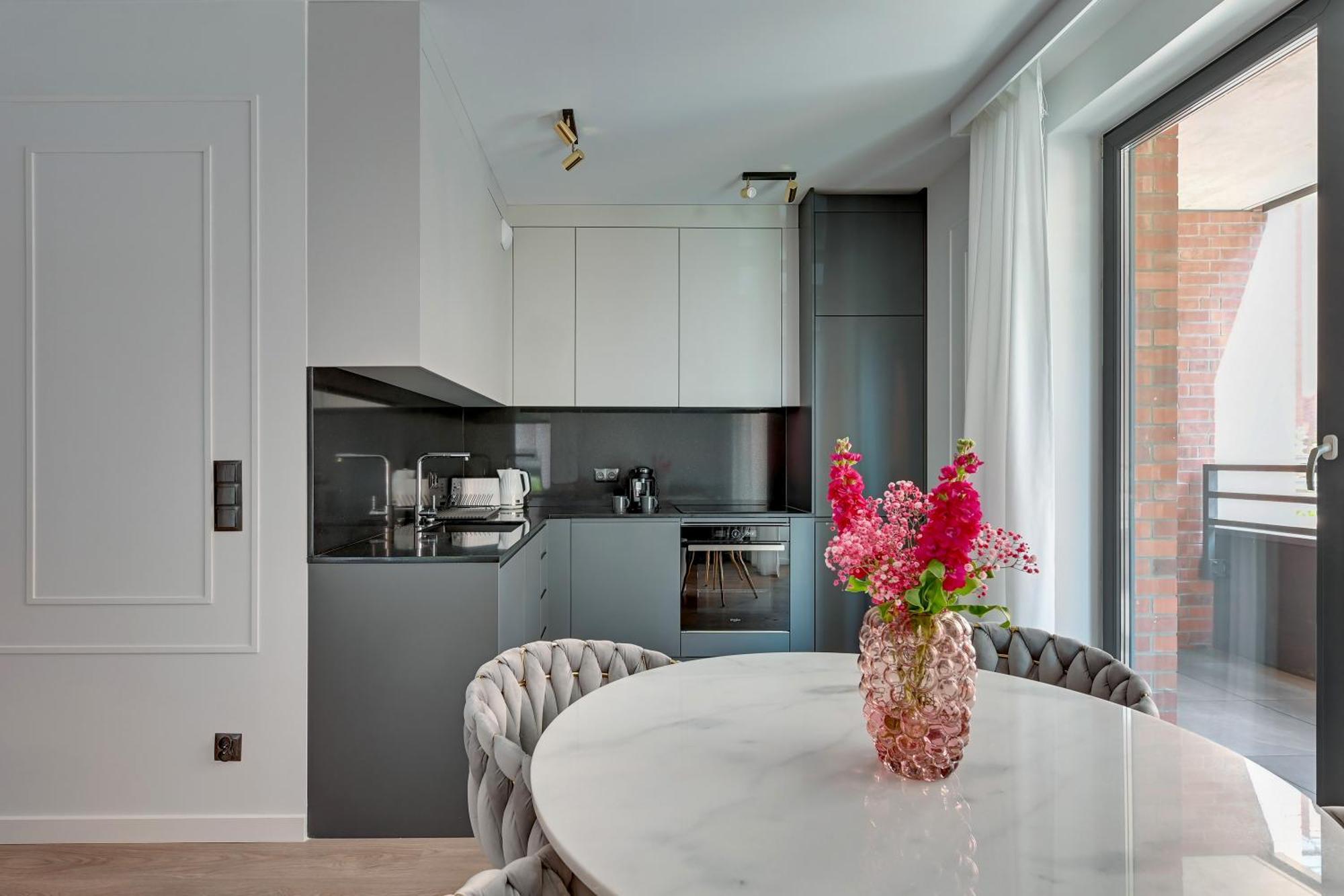 Premiem Cube Apartments In Center By Lion Apartments 格但斯克 外观 照片